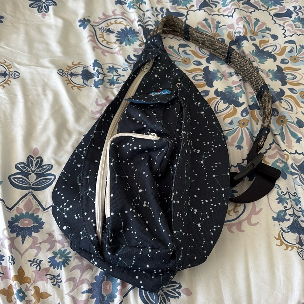 Kavu rope sling bag